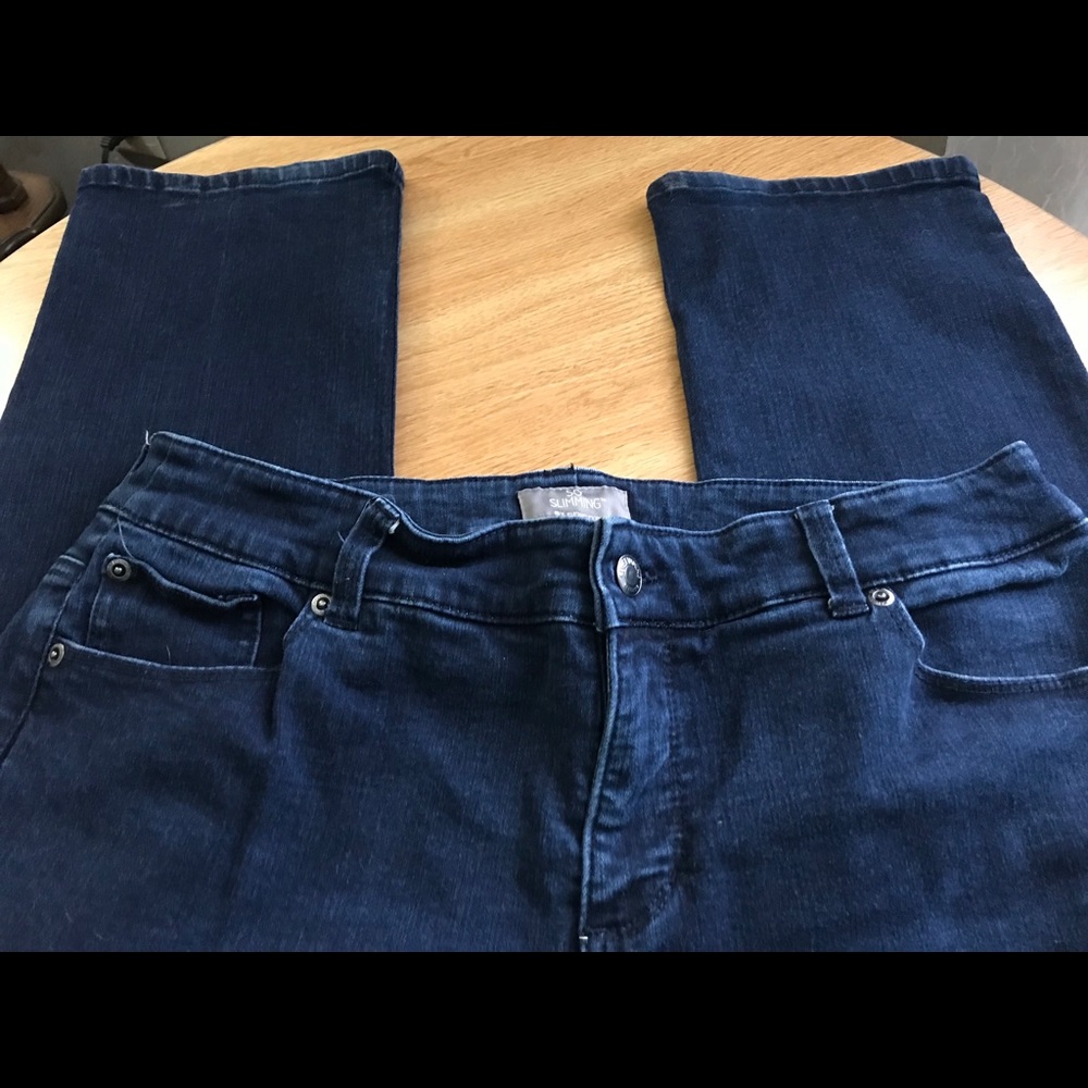 Chico’s So Slimming Jeans. size 2 EUC